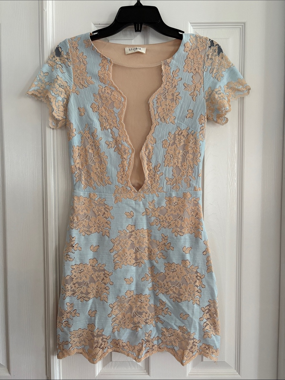 Storia light Blue beige Lace plunge Bodycon cocktail homecoming sexy mini Dress